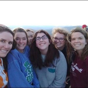 Meet your Posher, Madi